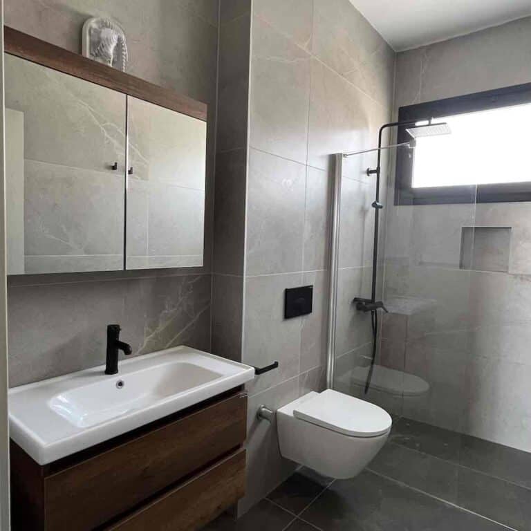 PENT WC 1